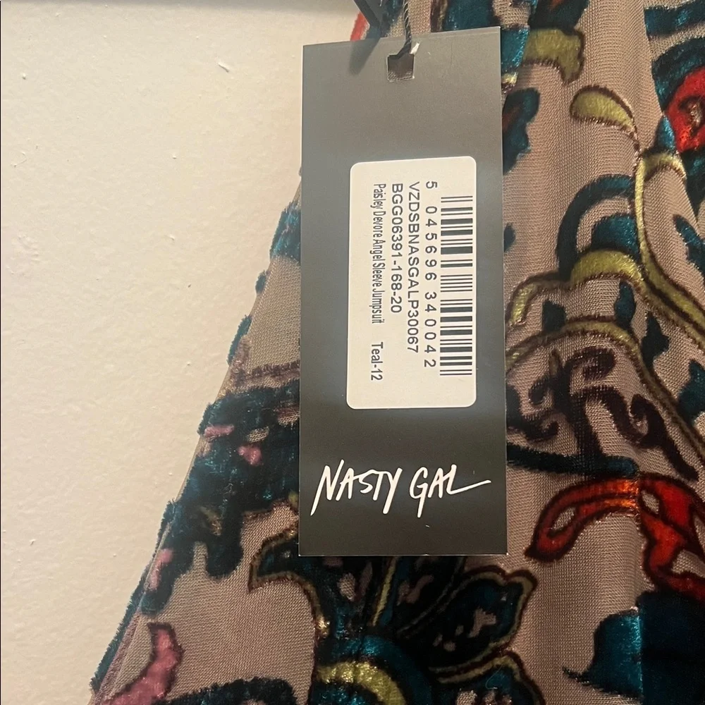 Nasty Gal Paisley Devore Angel Sleeve Jumpsuit - Picture 5 of 6